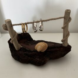 porte boucles d'oreilles en bois flotté